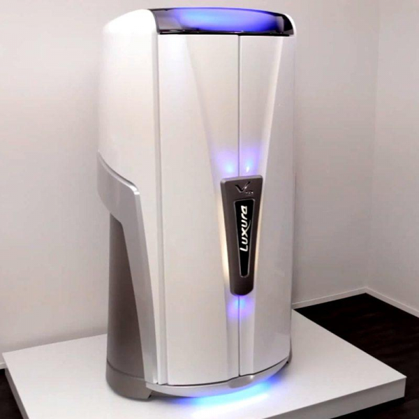 Вертикальный солярий "Luxura V10 50 XL HIGH INTENSIVE"